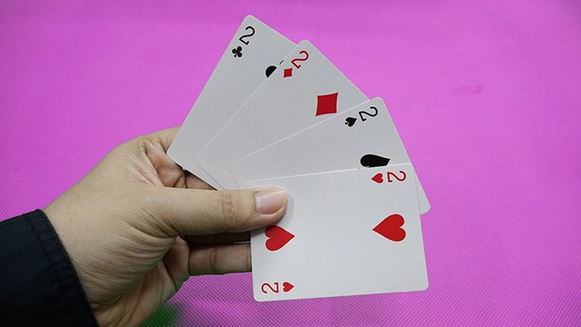 sảnh bài đôi heo